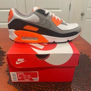 Air Max 90 lightly worn